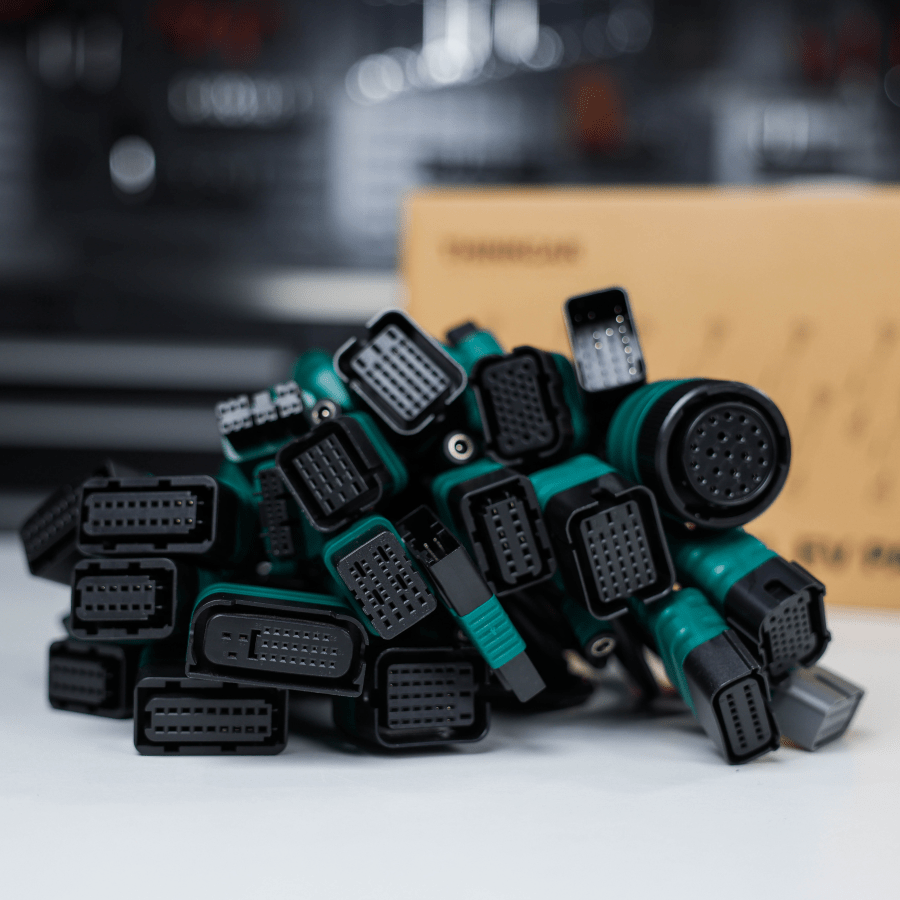 THINKCAR ThinkTool EV Package – Elektromos autó diagnosztikai csomag 18 csatlakozóval és 70+ EV márkához